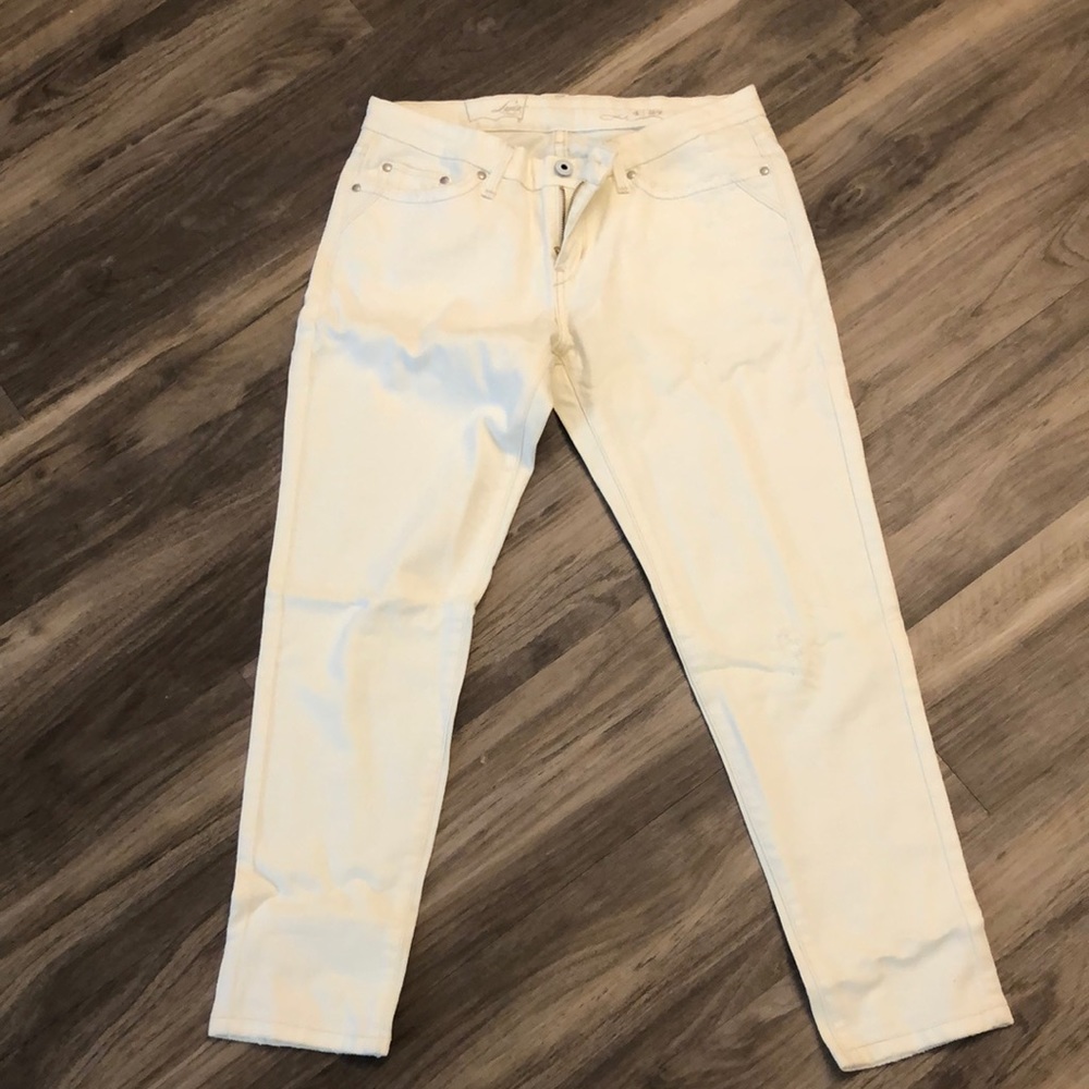 Levis Skinny Ankle Jean